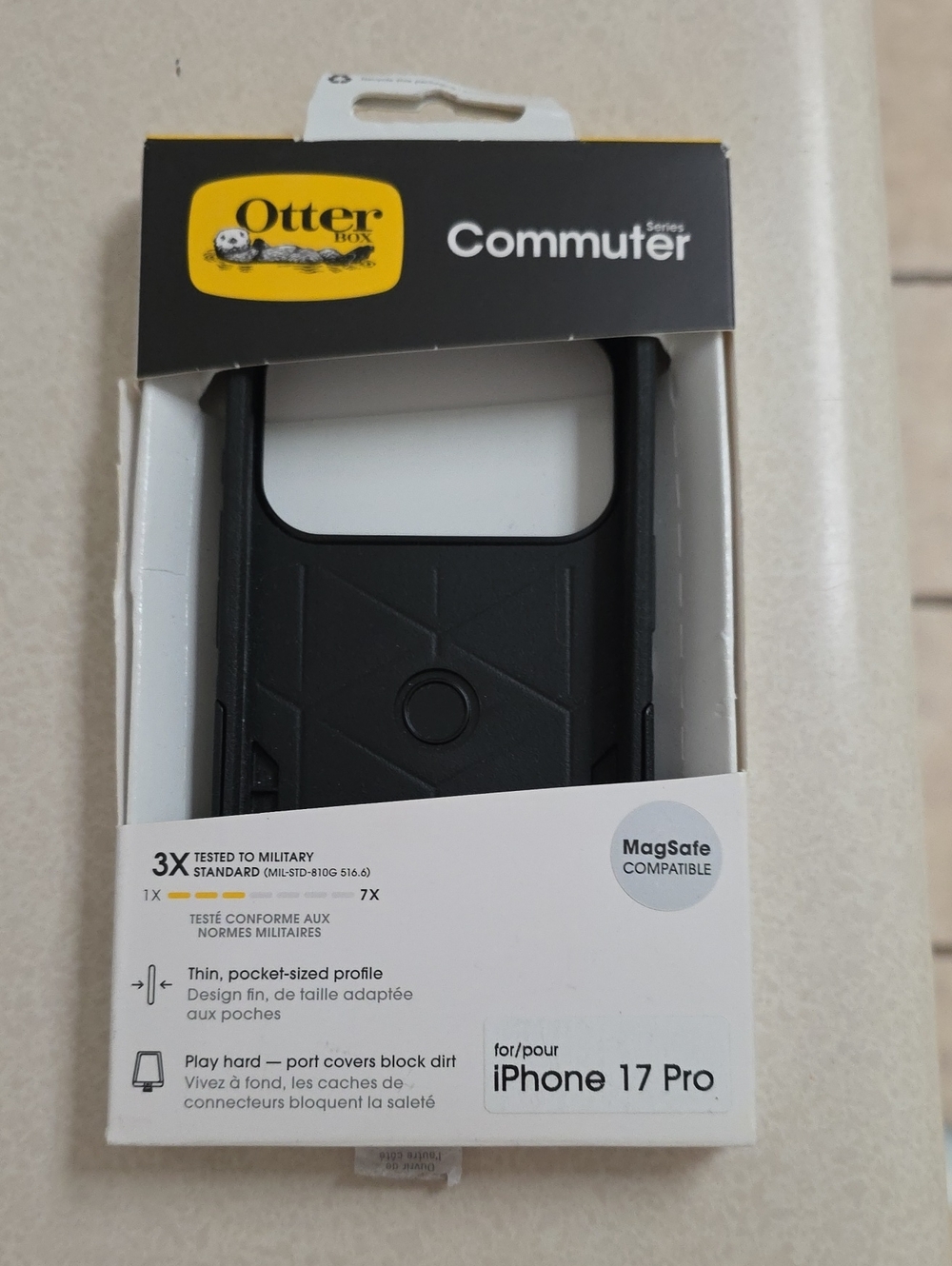 OtterBox Commuter Series iPhone 17 Pro Case - Black